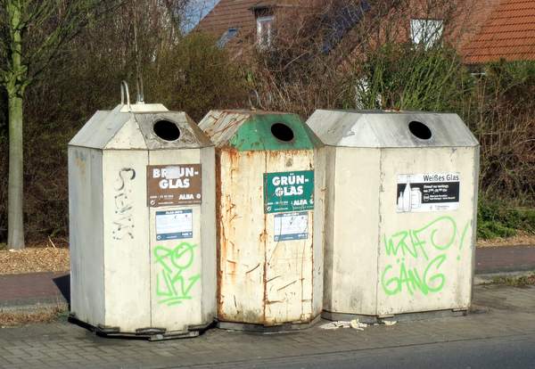 SPD: Altglascontainer entwickeln sich zu Schandflecken